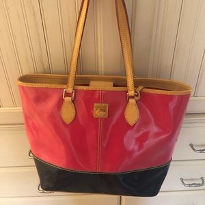 Dooney & Bourke tote